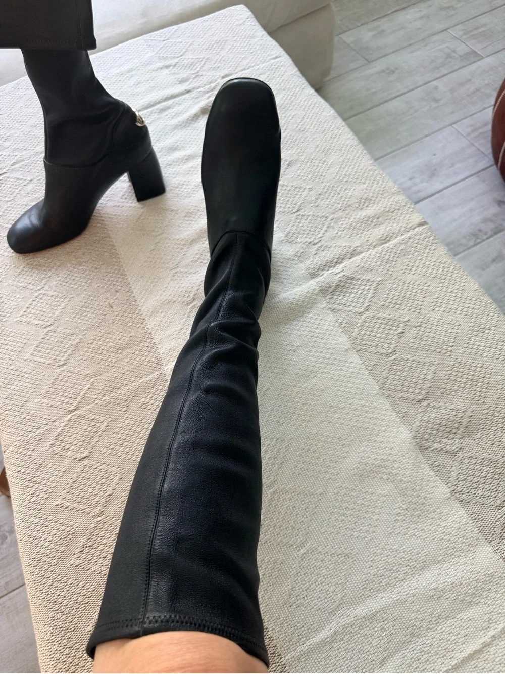 Tory Burch Cap Toe Black Leather Stretch Knee-High Boots Gold Logo Size 7.5M